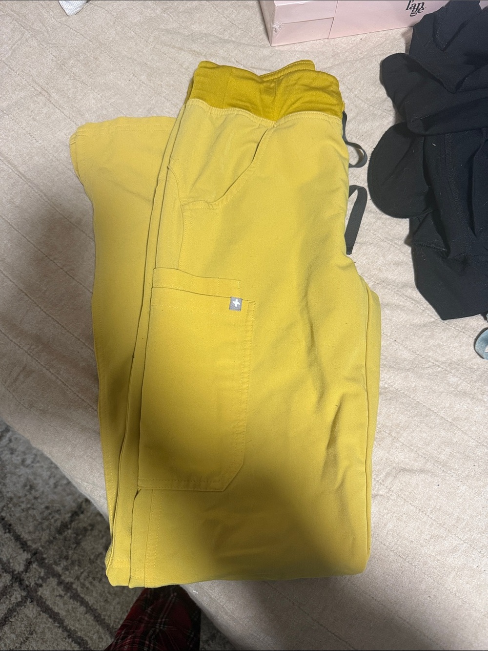 Gold fig scrub pants